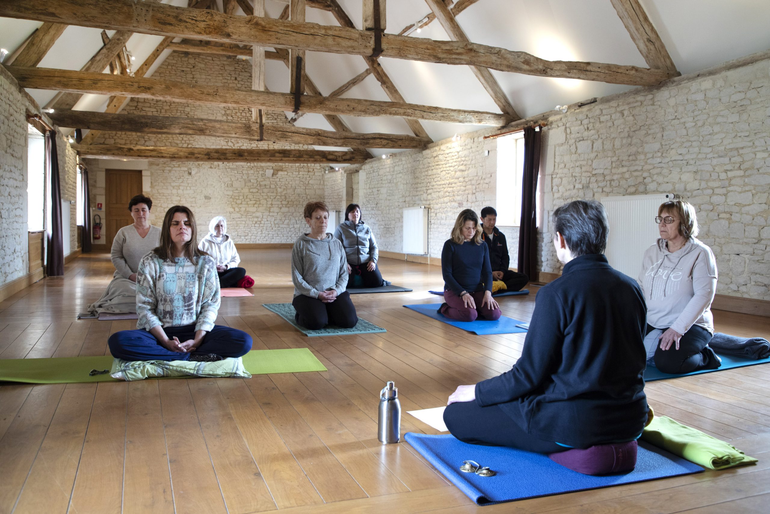 Stage de méditation, pratiques assises